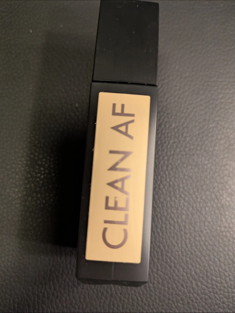 Lawless Conceal The Deal Long-Wear Full-Coverage Foundation - Sunshine